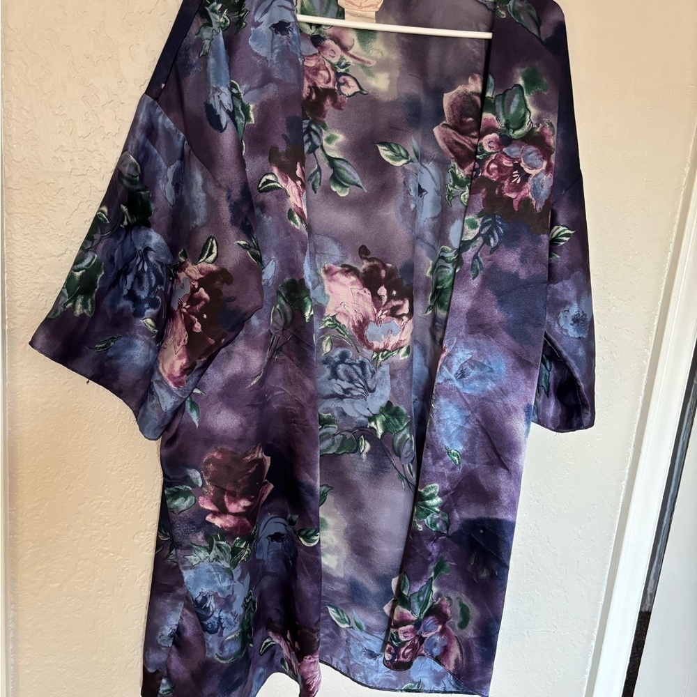 Angelique Floral Satin Kimono Jacket